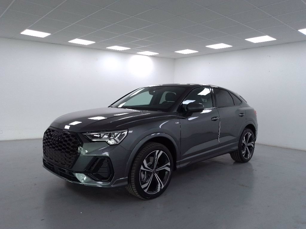 AUDI Q3 sportback 40 2.0 tdi identity black quattro 193cv s-tronic