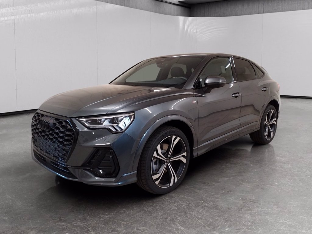 AUDI Q3 sportback 40 2.0 tdi identity black quattro 193cv s-tronic