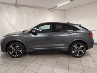 AUDI Q3 sportback 40 2.0 tdi identity black quattro 193cv s-tronic
