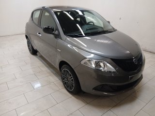 LANCIA Ypsilon 1.0 firefly hybrid oro s&s 70cv