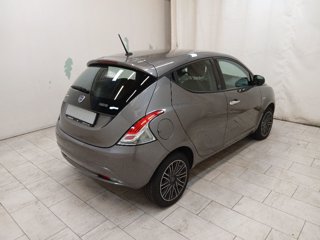 LANCIA Ypsilon 1.0 firefly hybrid gold s&s 70cv