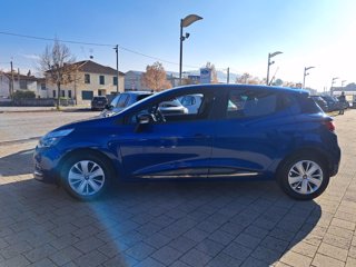 RENAULT Clio 0.9 tce moschino life 75cv