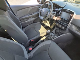 RENAULT Clio 0.9 tce moschino life 75cv