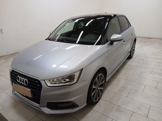 AUDI A1 sportback 1.4 tdi admired s-tronic