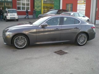 ALFA ROMEO Giulia 2.2 t executive 190cv auto my19
