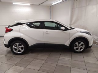 TOYOTA C-hr 1.2t active 2wd