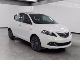 LANCIA Ypsilon 1.0 firefly hybrid gold s&s 70cv