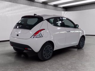 LANCIA Ypsilon 1.0 firefly hybrid gold s&s 70cv