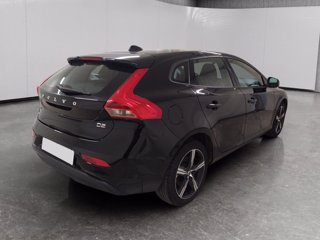 VOLVO V40 2.0 d2 kinetic my17