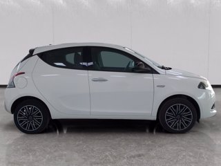 LANCIA Ypsilon 1.0 firefly hybrid gold s&s 70cv