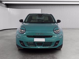 FIAT 600 1.2 hybrid la prima 110cv auto