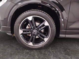 AUDI Q2 30 2.0 tdi s line edition