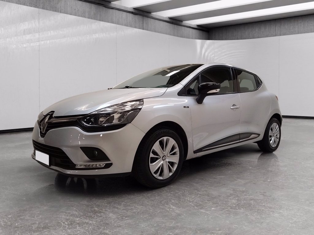 RENAULT Clio 0.9 tce moschino life 75cv