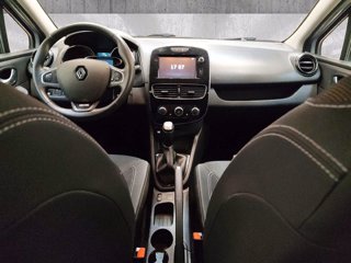 RENAULT Clio 0.9 tce moschino life 75cv