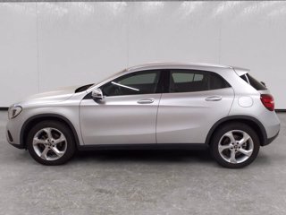 MERCEDES Gla 200 d premium 4matic auto