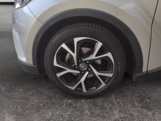 TOYOTA C-hr 1.8h lounge 2wd e-cvt my18