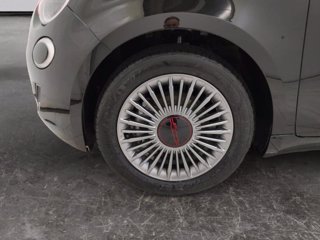 FIAT 500e 42 kwh (red)