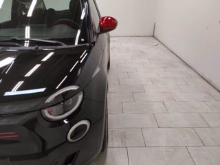 FIAT 500e 42 kwh (red)
