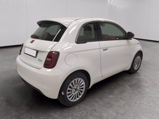 FIAT 500e 42 kwh (red)