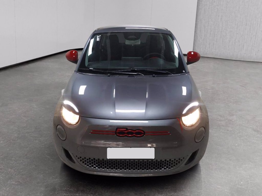 FIAT 500e 42 kwh (red)
