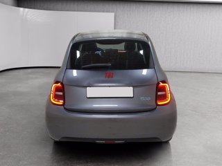 FIAT 500e 42 kwh (red)