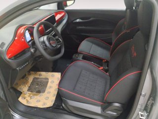 FIAT 500e 42 kwh (red)