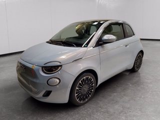 FIAT 500e 42 kwh la prima